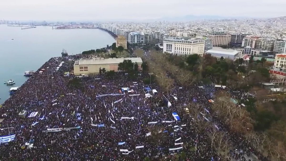 Ευρωβουλευτής ΣΥΡΙΖΑ σε τουρκικό ΜΜΕ:  «Καρναβάλι» το συλλαλητήριο για την Μακεδονία